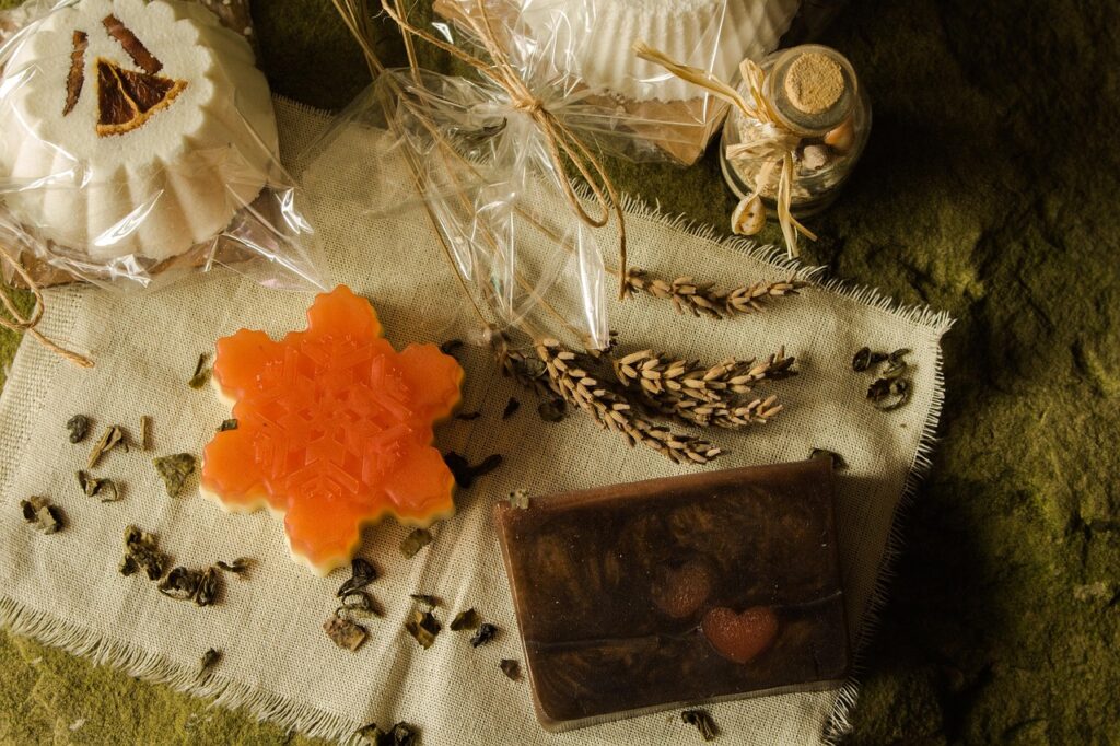 夜泣きに悩むママにおすすめのケアグッズは？