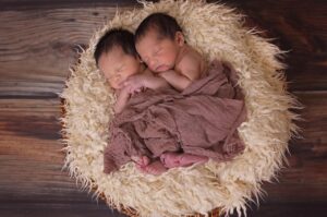 昼夜逆転の赤ちゃんに効果的な対策は？